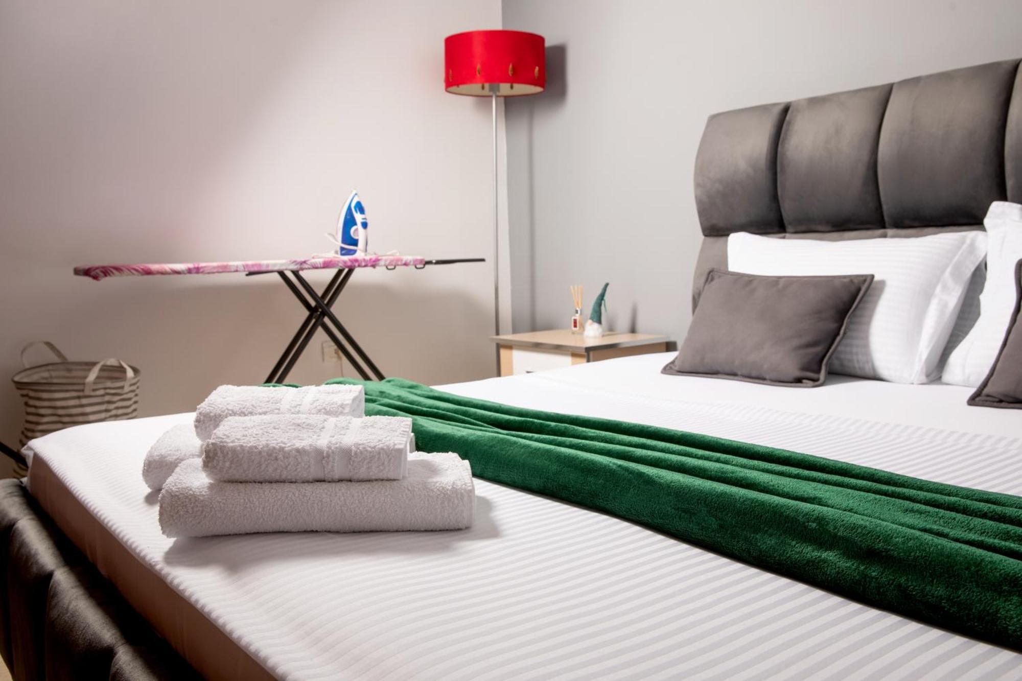 Maris Apartment Tirana Zewnętrze zdjęcie